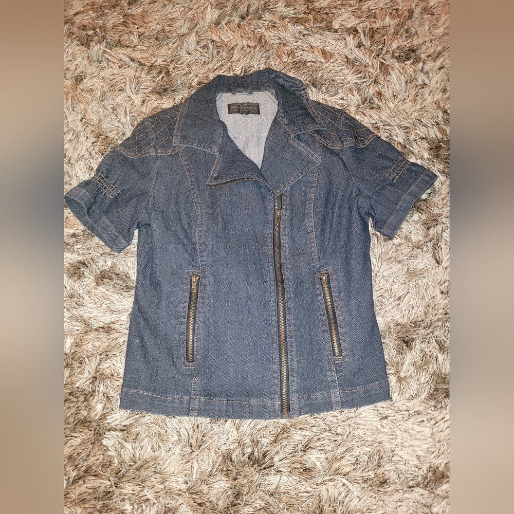 NWOT Denim Jacket 2 Pockets